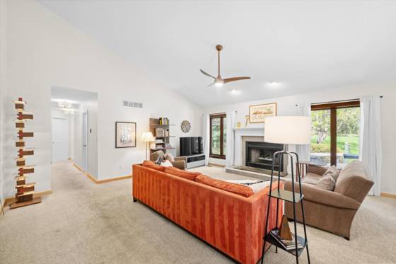 1693 Havenshire Lane, Brighton, MI 48114 photo 5