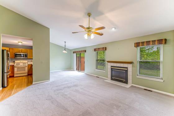 9047 Summit Court #69, Ypsilanti, MI 48197 photo 2