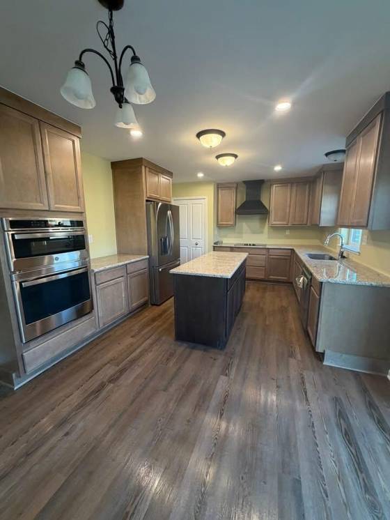 23281 Primrose Lane, Brownstown, MI 48183 photo 2
