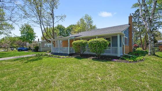 1615 Saunders Crescent, Ann Arbor, MI 48103 photo 3