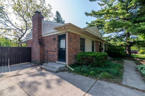 2432 Nixon Road, Ann Arbor, MI 48105 photo 2