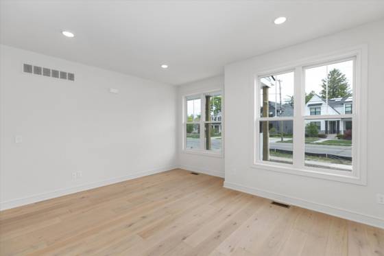 289 W Ann Arbor Trail, Plymouth, MI 48170 photo 4