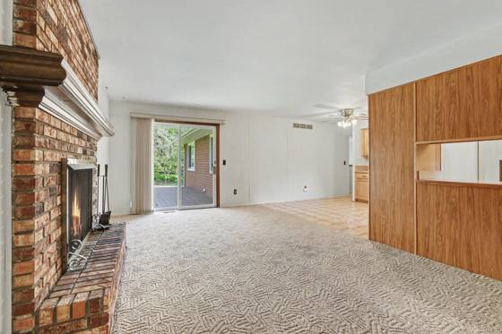 9610 Hamburg Court, Brighton, MI 48116 photo 5