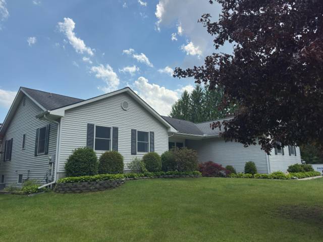 9868 Willow Road, Willis, MI
