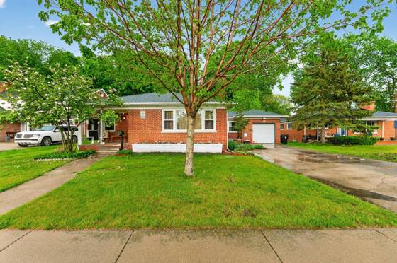 20036 Beech Daly, Redford, MI 48240 photo 2