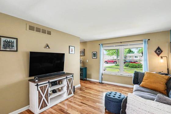 50380 Bower Drive, Chesterfield, MI 48047 photo 5