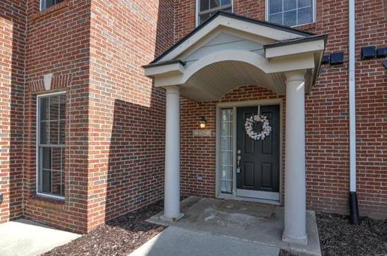 5762 Hampshire Lane, Ypsilanti, MI 48197 photo 2