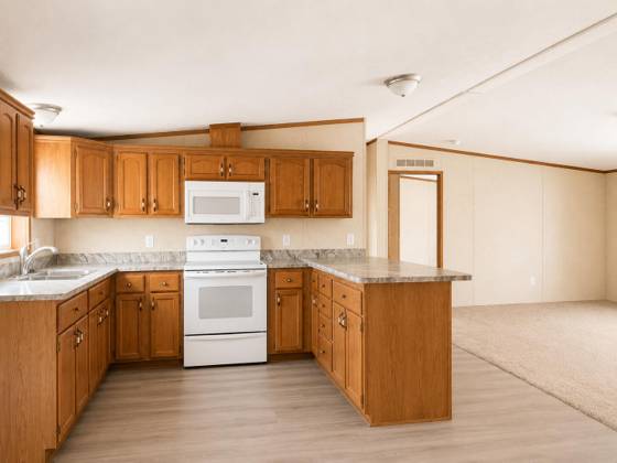 3900 W Jefferson Avenue, Trenton, MI 48183 photo 4