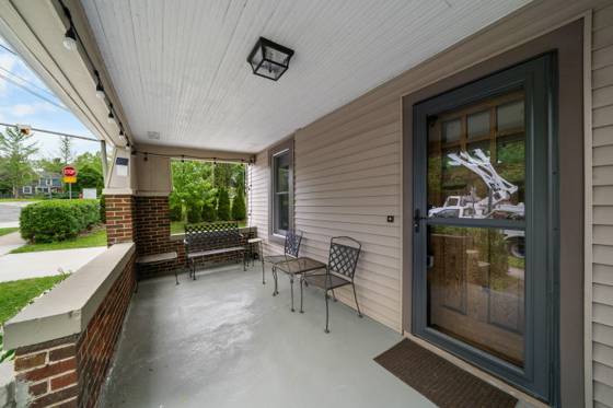 703 Moore Street, Ann Arbor, MI 48105 photo 2