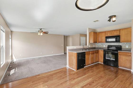 8603 Cass River Drive, Fowlerville, MI 48836 photo 5