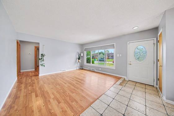 1241 Shirley Drive, Ypsilanti, MI 48198 photo 2