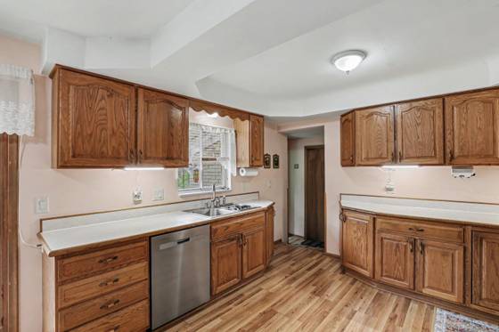 59126 Romeo Plank Road, Ray, MI 48096 photo 5