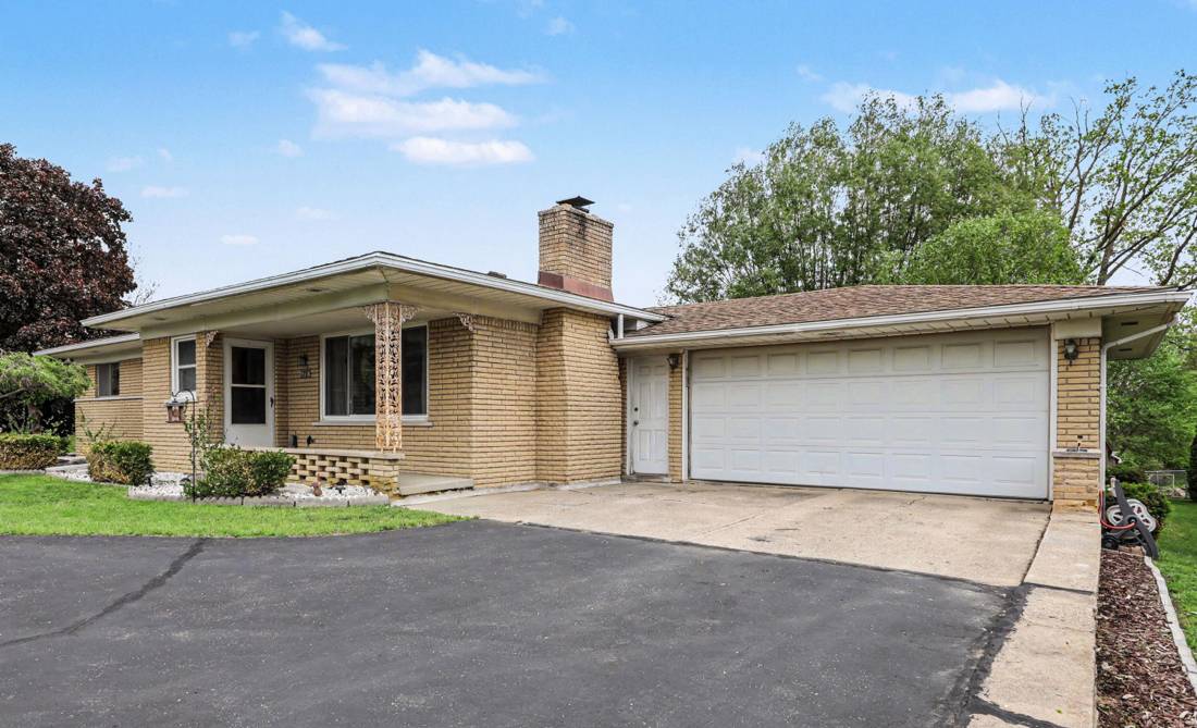 59126 Romeo Plank Road, Ray, MI 48096