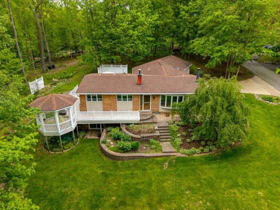 4179 Woodland Drive, Ann Arbor, MI 48103 photo 3