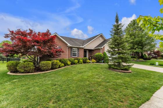 31185 Handsomer Drive, Flat Rock, MI 48134 photo 2