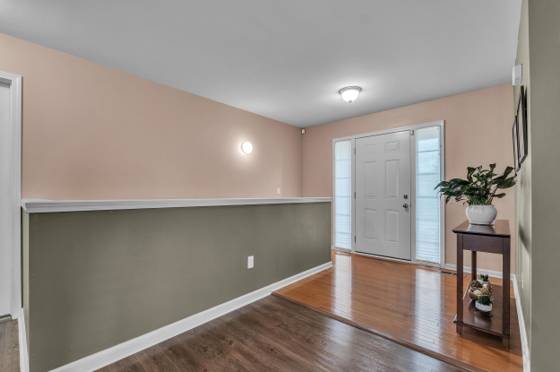 31185 Handsomer Drive, Flat Rock, MI 48134 photo 4