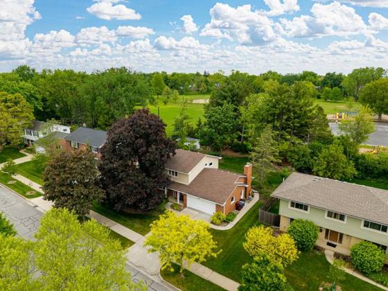 2228 Delaware Drive, Ann Arbor, MI 48103 photo 2