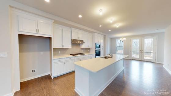 2907 Corston Road, Ann Arbor, MI 48105 photo 2