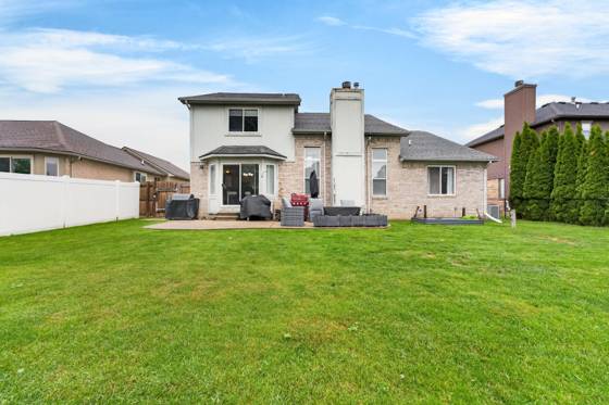 30098 Fairfield Drive, New Baltimore, MI 48051 photo 2