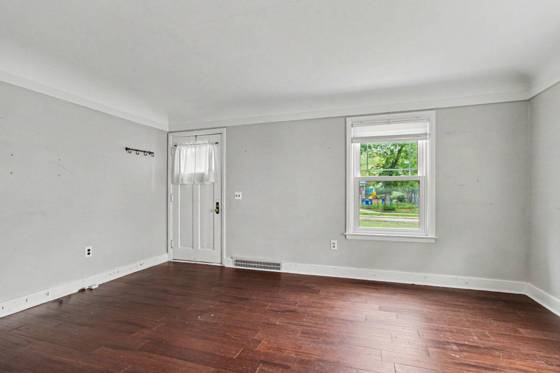 701 Auburn Street, Plymouth, MI 48170 photo 4