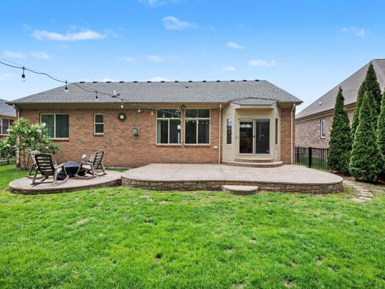 45654 Lookout Drive, Macomb, MI 48044 photo 5