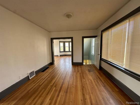 734 Ashland Street, Detroit, MI 48215 photo 4