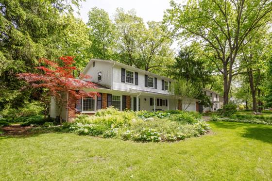 1516 Bardstown Trail, Ann Arbor, MI 48105 photo 2