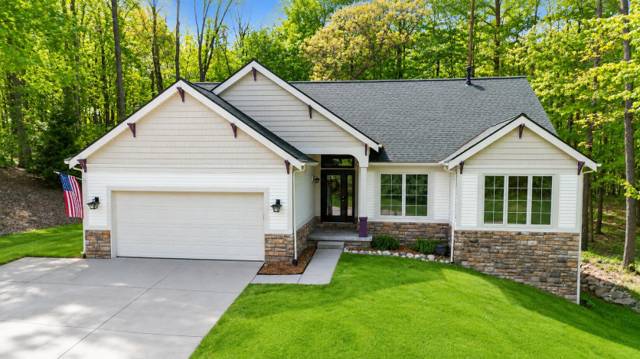 712 Glen Oak Drive, Manchester, MI