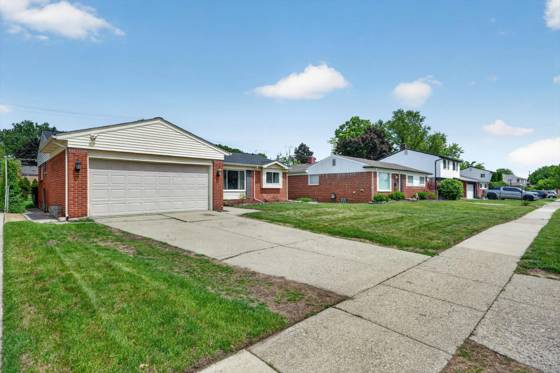 38560 Mason Street, Livonia, MI 48154 photo 3