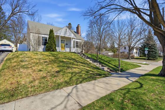 1102 Arborview Boulevard, Ann Arbor, MI 48103 photo 2