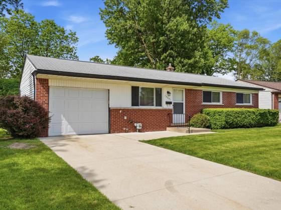 12641 Raleigh Drive, Sterling Heights, MI 48313 photo 2