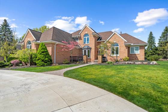 46571 Galway Drive, Novi, MI 48374 photo 3