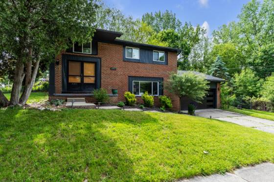 2350 Hilldale Drive, Ann Arbor, MI 48105 photo 3