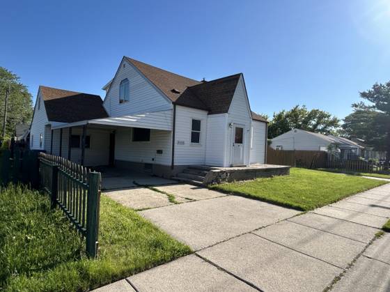 8105 Toepfer, Warren, MI 48089 photo 2