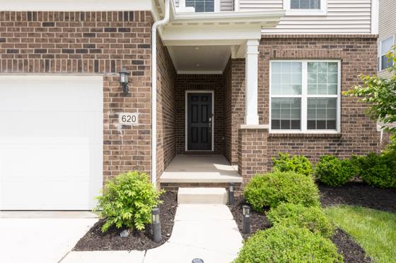 620 Holmdale Way, Ann Arbor, MI 48108 photo 2
