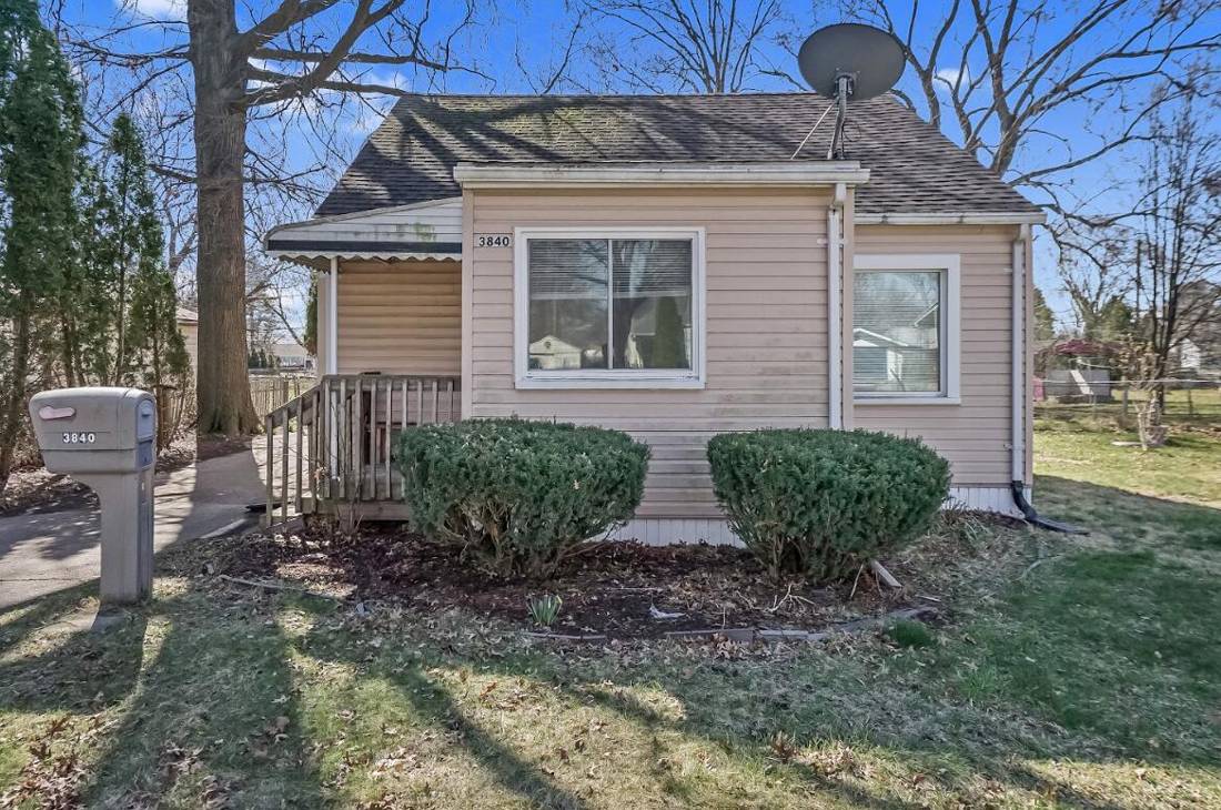 3840 Bart Avenue, Warren, MI 48091