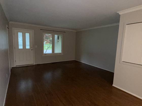 741 Woods Court, Walled Lake, MI 48390 photo 3