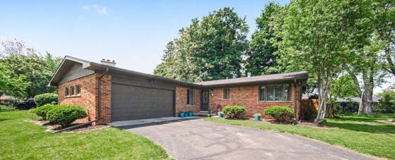 17 Sycamore Drive, Chelsea, MI 48118 photo 2