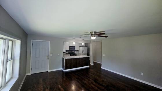 6068 Grove Avenue, Grand Blanc, MI 48439 photo 2