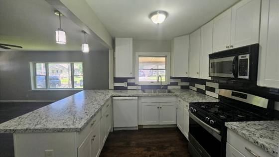 6068 Grove Avenue, Grand Blanc, MI 48439 photo 5
