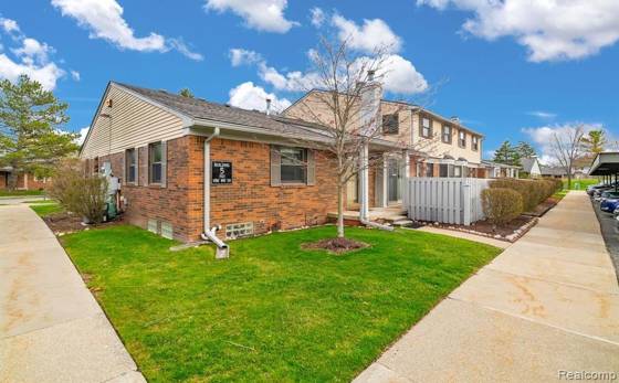 1921 Vine Way Drive ##35, Canton, MI 48188 photo 3