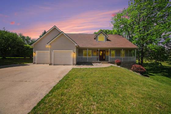 13574 Orchard Court, Chelsea, MI 48118 photo 4