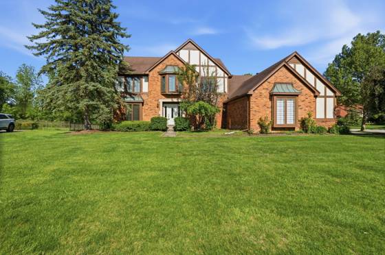 1176 Bradbury Drive, Troy, MI 48098 photo 2