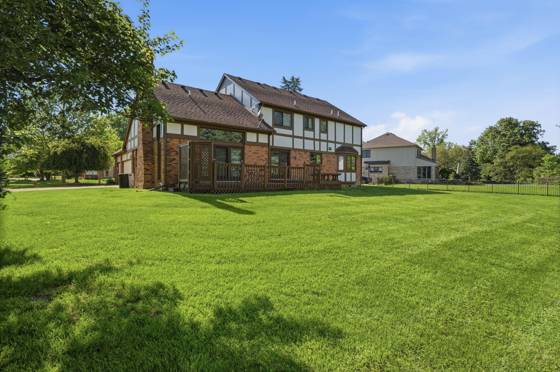 1176 Bradbury Drive, Troy, MI 48098 photo 4