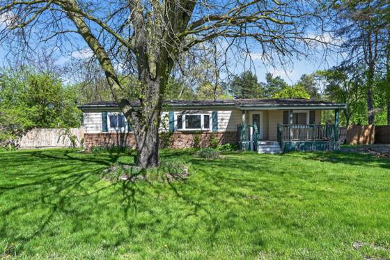 8054 N Gale Road, Otisville, MI 48463 photo 2