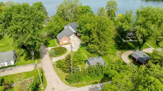 8790 Hendricks Drive, Brighton, MI 48116 photo 2