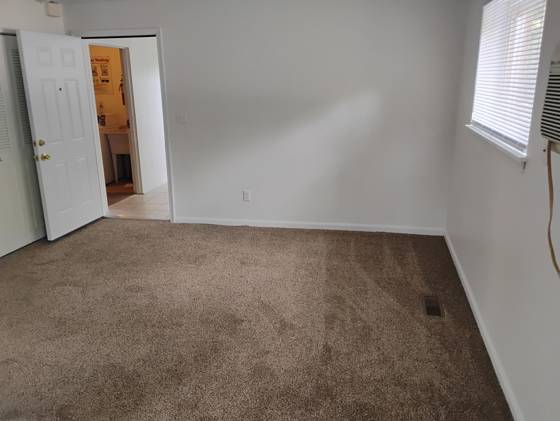 938 Grove Road, Ypsilanti, MI 48198 photo 2