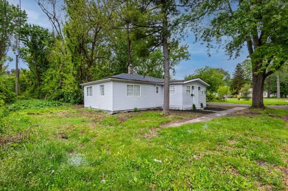 15641 Pickford, Detroit, MI 48235 photo 5