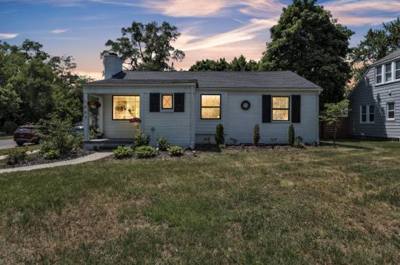 1407 Pinecrest Drive, Ferndale, MI 48220 photo 2