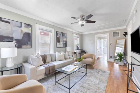 445 W Milton Avenue, Hazel Park, MI 48030 photo 5